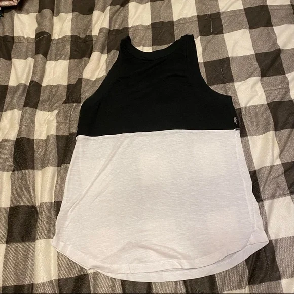 VS PINK tank - Picture 2 of 4